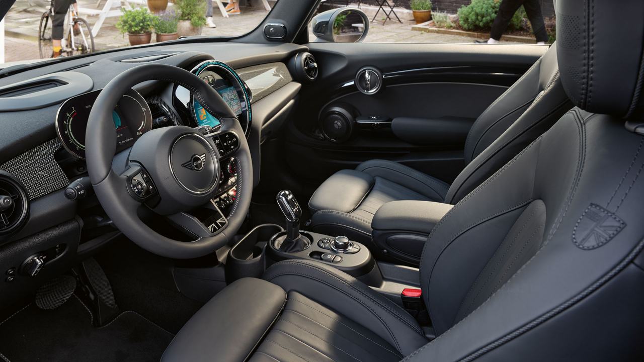 MINI 3DOOR HATCH Bowker Motor Group