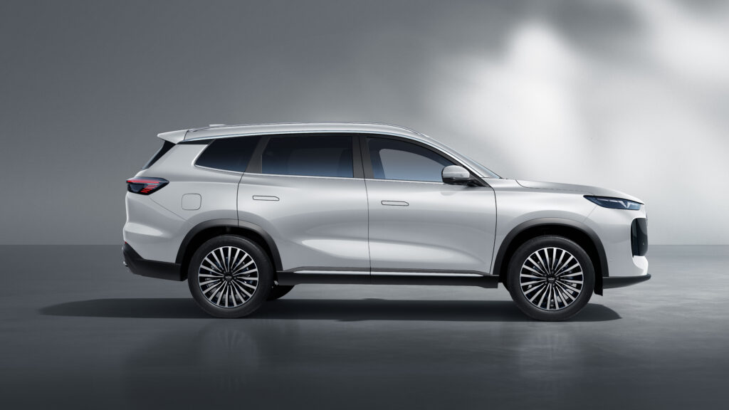Tiggo 8 Arctic White